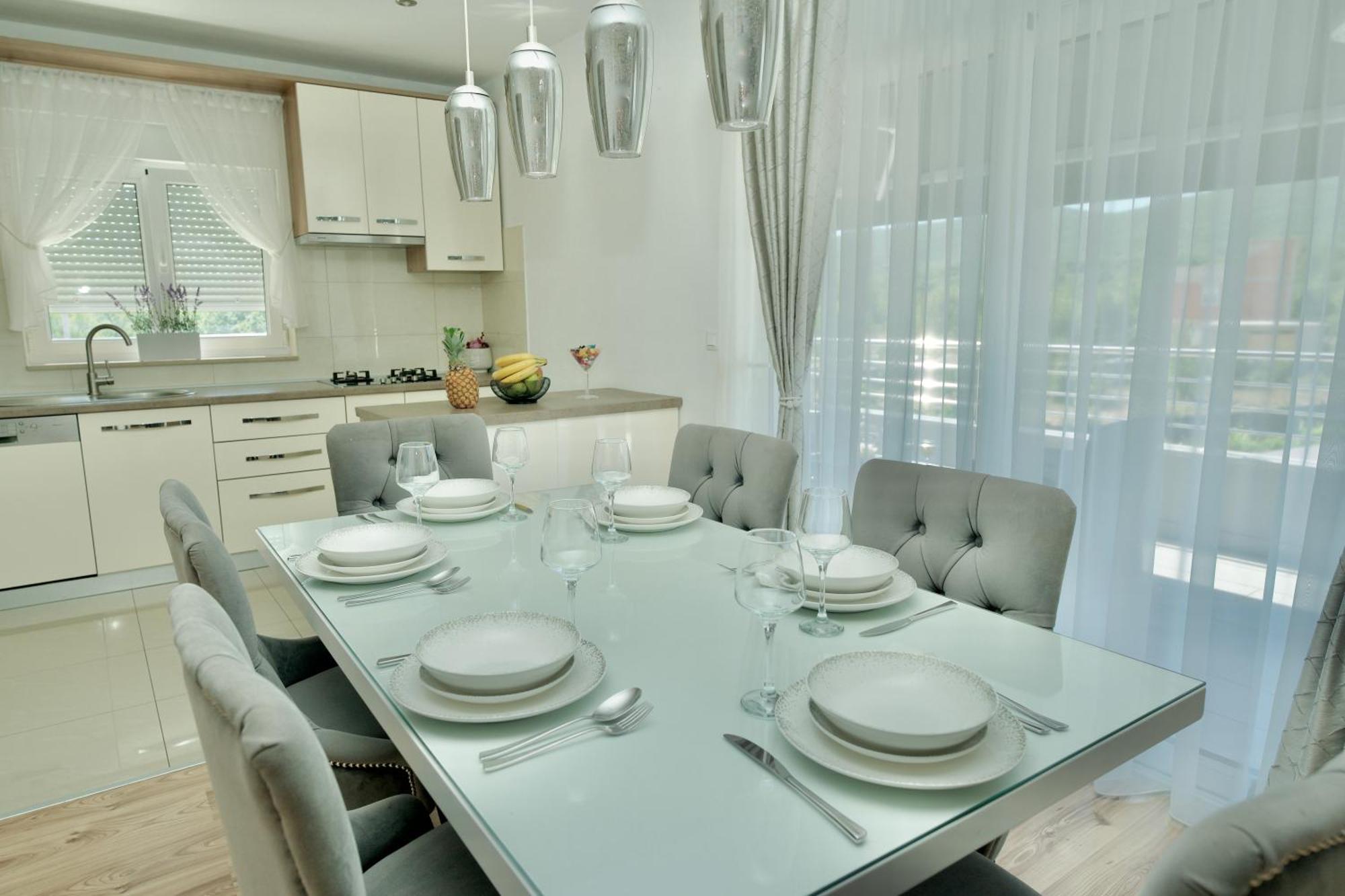 Apartment Lana Bristivica Esterno foto